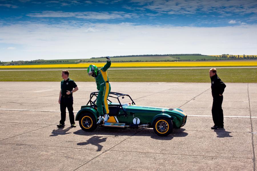  Caterham Seven by Team Lotus 2011 года  (фото 3 из 11)